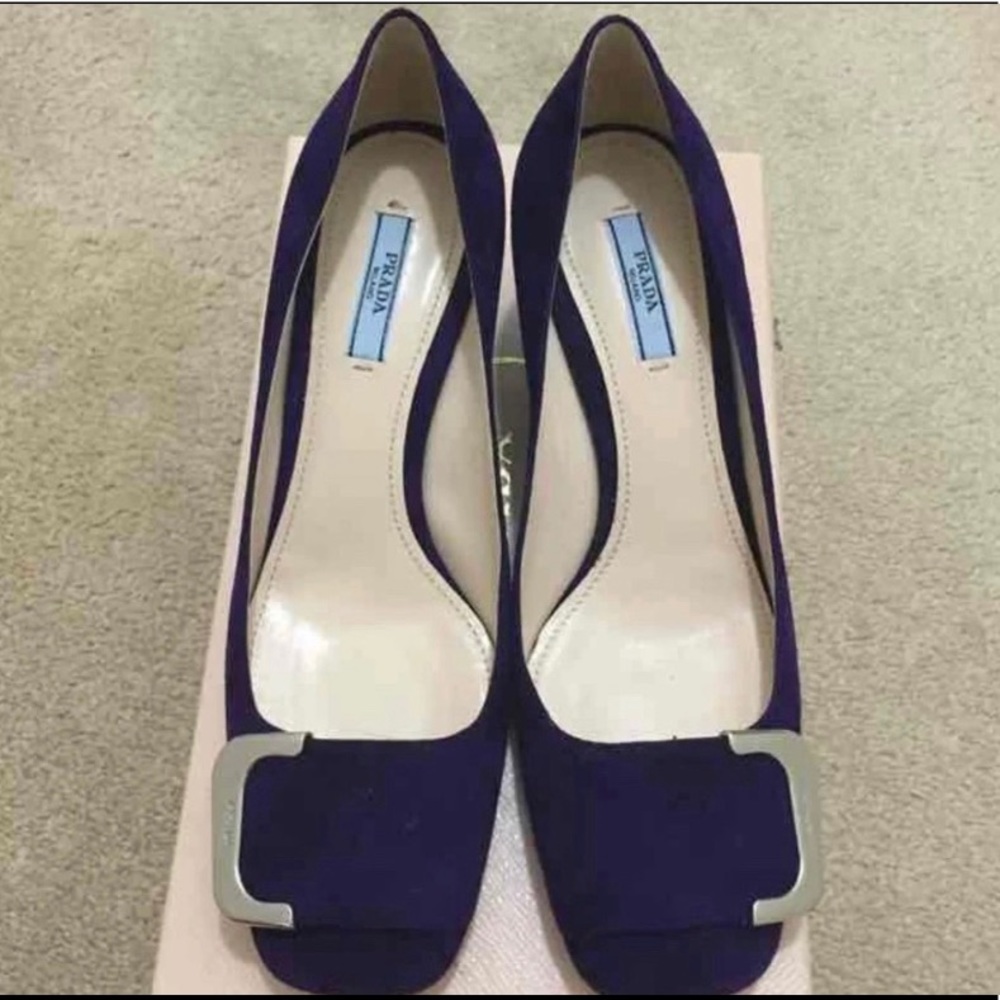 Prada shoes  060426